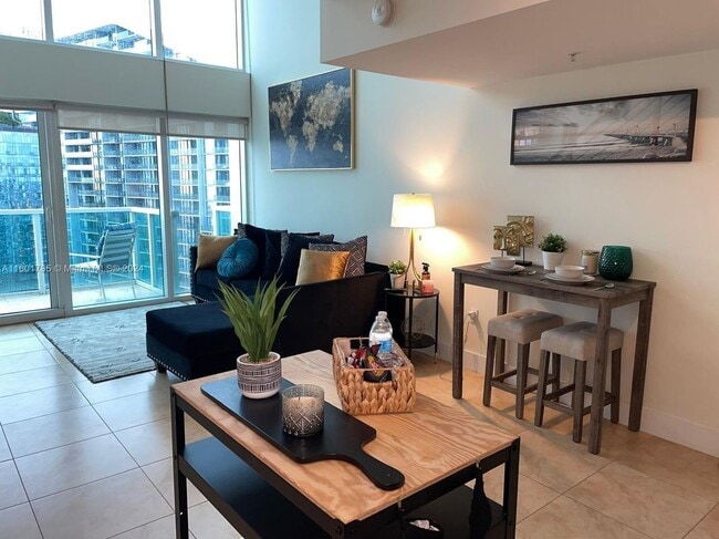 Photo - 41 SE 5th St