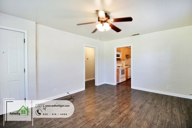 Photo - 3010 Church St