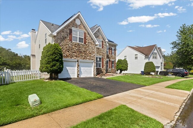 Photo - 49 Equestrian Dr