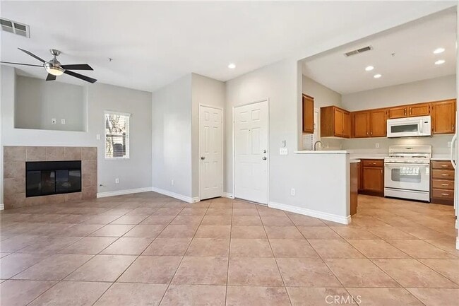 Photo - 26348 Arboretum Way Unidad 504