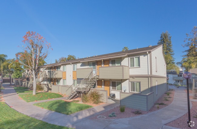 Sunnyvale Town Center Apartments