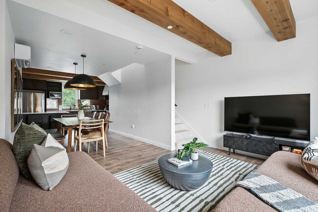 Photo - 925 NE 23rd Ave Unit ID1309839P