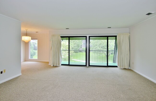 Photo - 249 Hamilton Ave