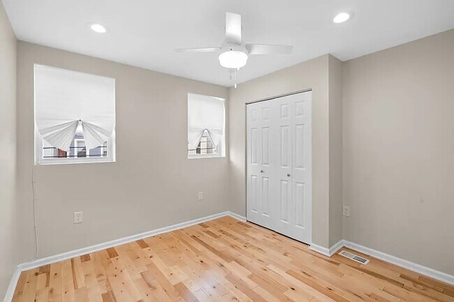 Photo - 2510 E Fayette St