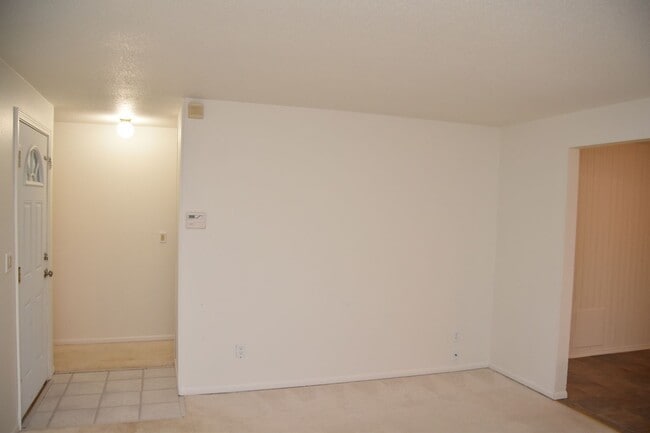 Photo - 3 Bedroom 1 Bath University Place Rambler on Quiet Cul De Sac
