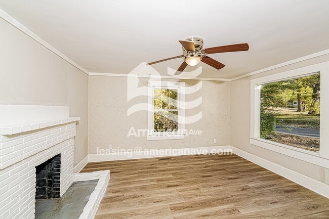 Photo - 608 77th Way S