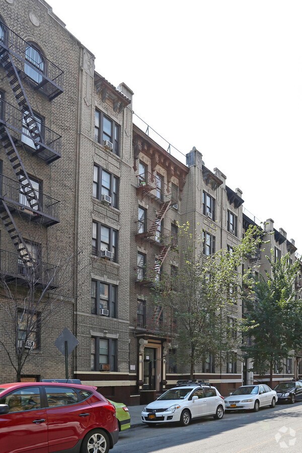 Photo - 157-159 Vermilyea Ave Apartments
