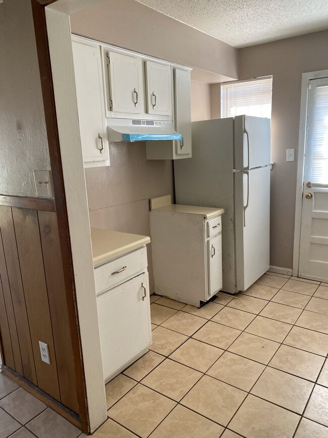 Photo - 1155 Railton Rd