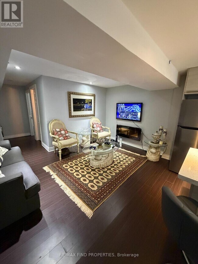 Photo - 85 Gillett Dr