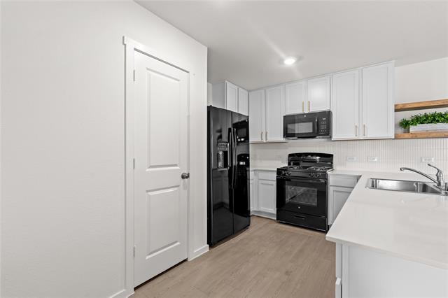 Photo - 4004 Arklow St