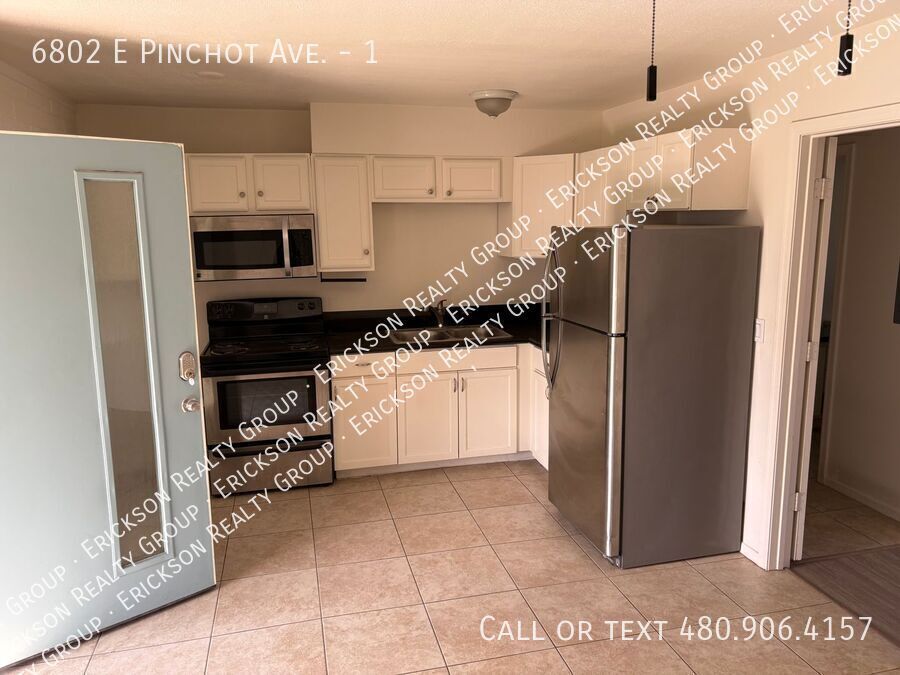 Photo - 6802 E Pinchot Ave