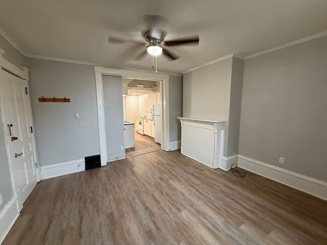 Charming Lower Unit 1 Bedroom with Gourmet... - Charming Lower Unit 1 Bedroom with Gourmet... Unidad Apt 5