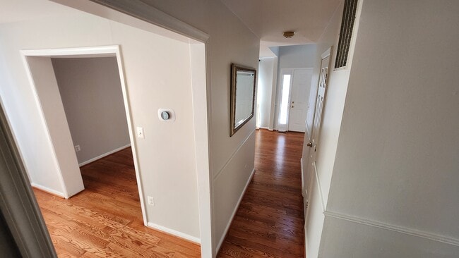 Photo - 13005 Bressler Way