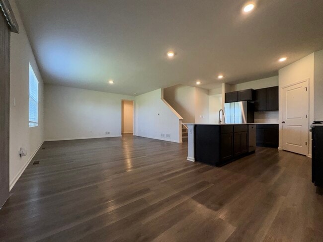 13520 Carmel Blvd