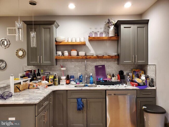 Photo - 2619 Manton St