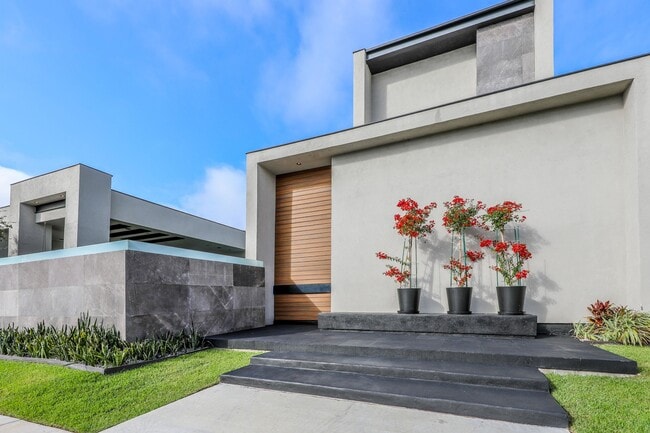 Photo - 3013 George Martin Dr