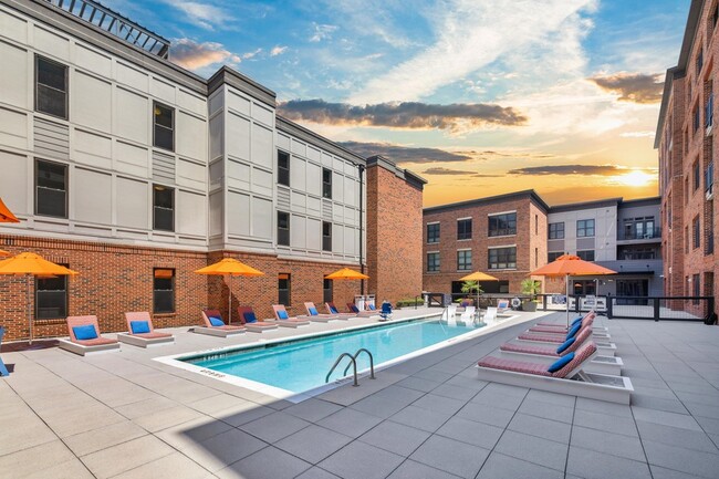 Photo - 601 Meeting St