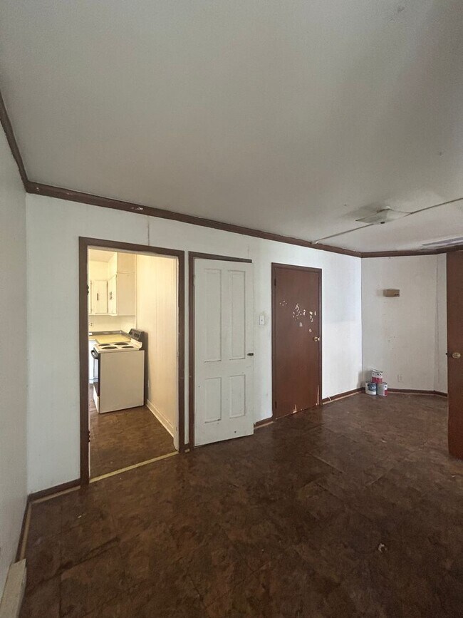 Photo - Washington Manor Apartments Unit B