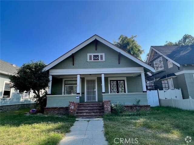 Building Photo - 220 E Kingsley Ave Rental