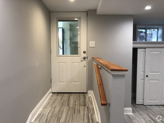 Building Photo - 60 V St NW Unit B Rental
