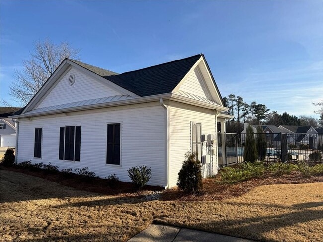 Photo - 940 Prestwyck Ct