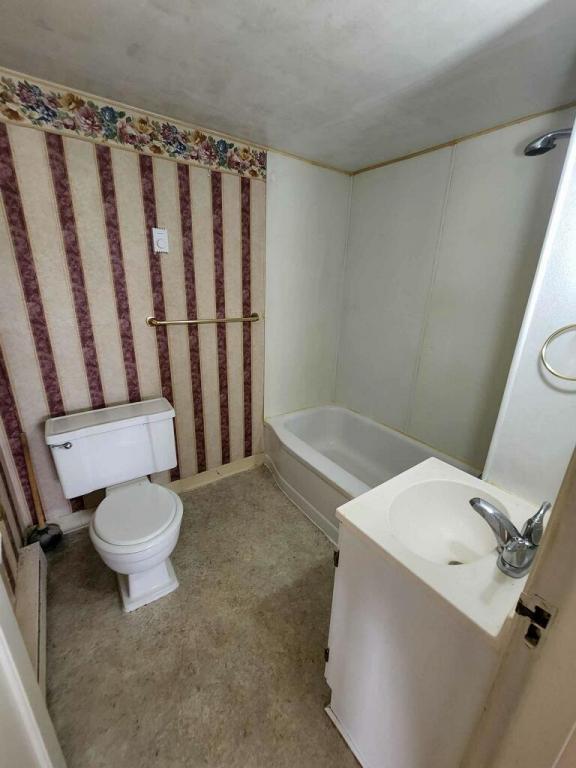 Photo - 781 E Washington, Apartment B