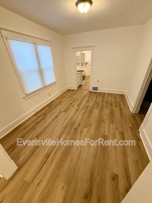 Photo - 215 W Louisiana St