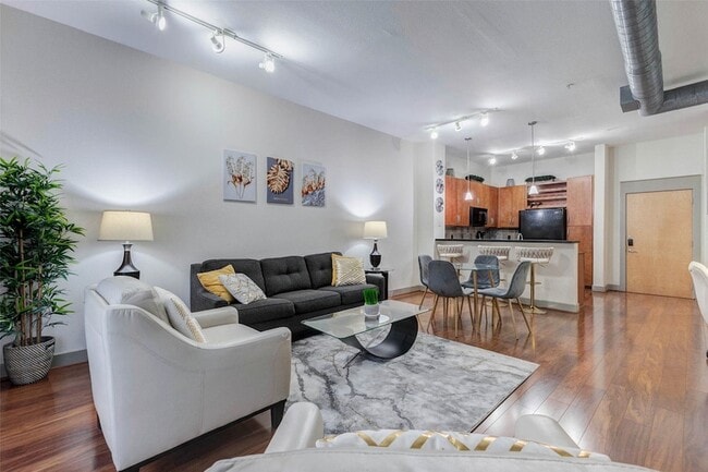 Building Photo - 1901 Post Oak Blvd Unit 1106