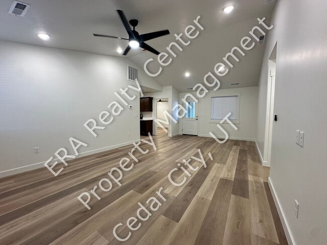 Photo - 45 Spanish Trail Dr