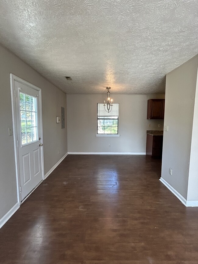 Photo - 136 New Gritton Ave