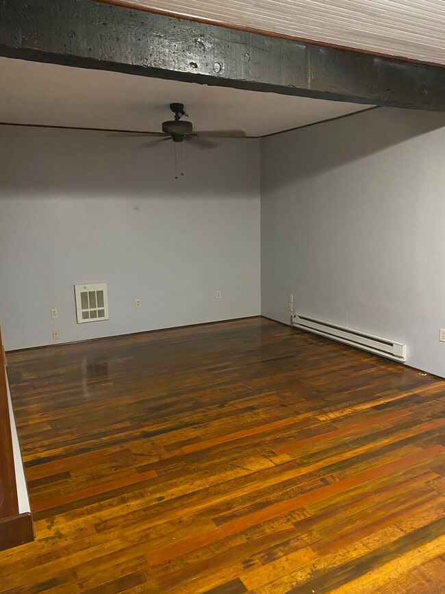 Sala de estar - 8325 Dallas Ave S