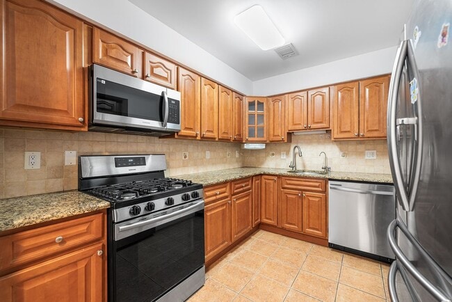 Building Photo - 4401 Smith Ave Rental