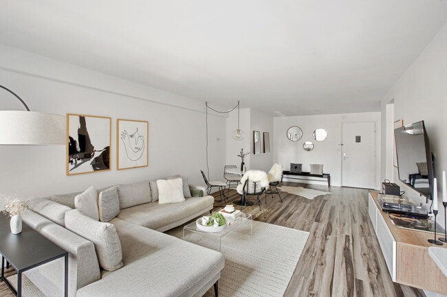 Photo - 330 W 58th St Unit ID1271252P