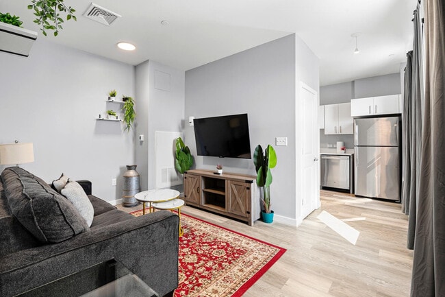 Photo - 95 Broadway Unidad ID1240270P