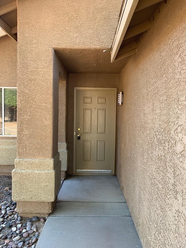 Photo - 8824 S Desert Rainbow Dr