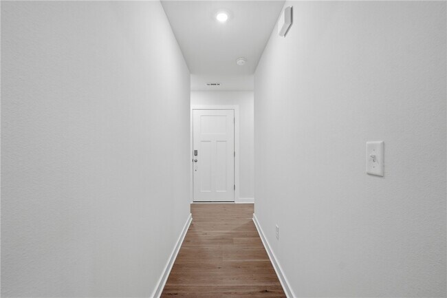Photo - 1315 Valley Dr