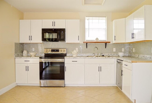 Photo - 2909 Donnell Dr