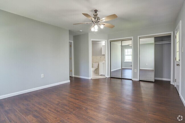 Building Photo - 205 Halladay St Unit 1 Rental