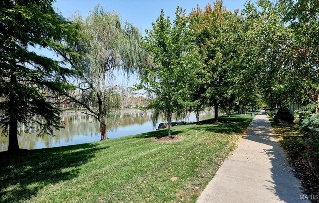 Photo - 3214 S Canal Way