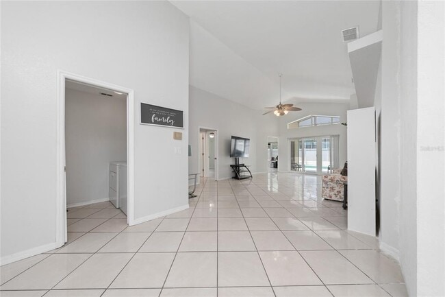 Photo - 154 Bayhead St