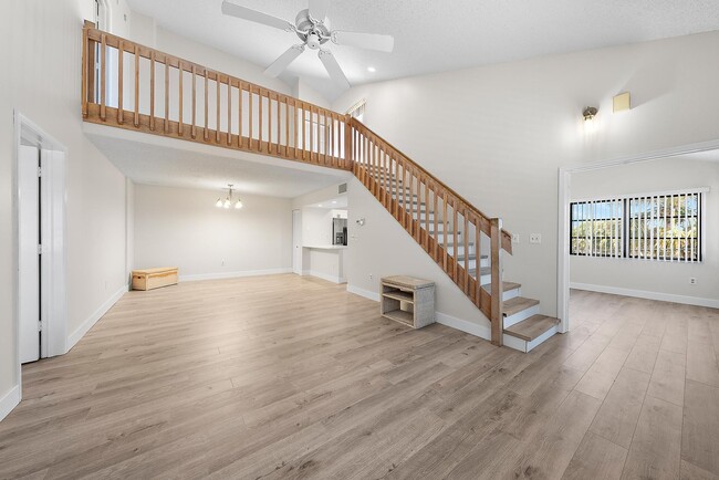 Building Photo - 160 Bella Vista Ct N Unit 60 Rental