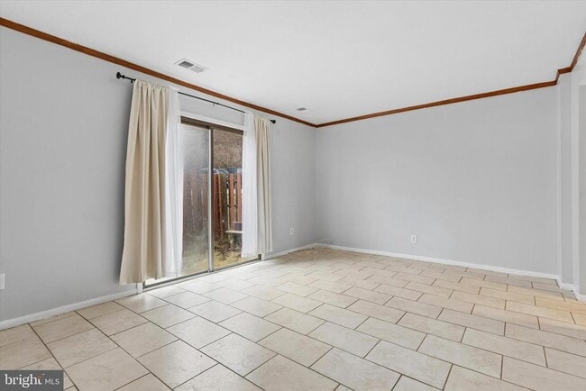 Photo - 230 Holly Dr