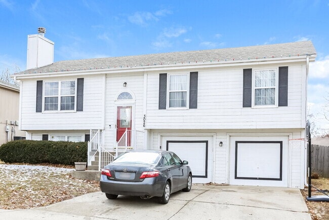 Building Photo - 3026 SW Shadow Brook Dr Rental
