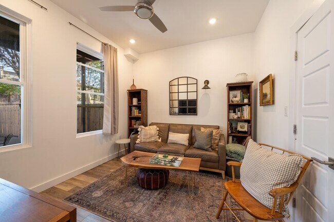 Photo - 246 Pine St Unit 1