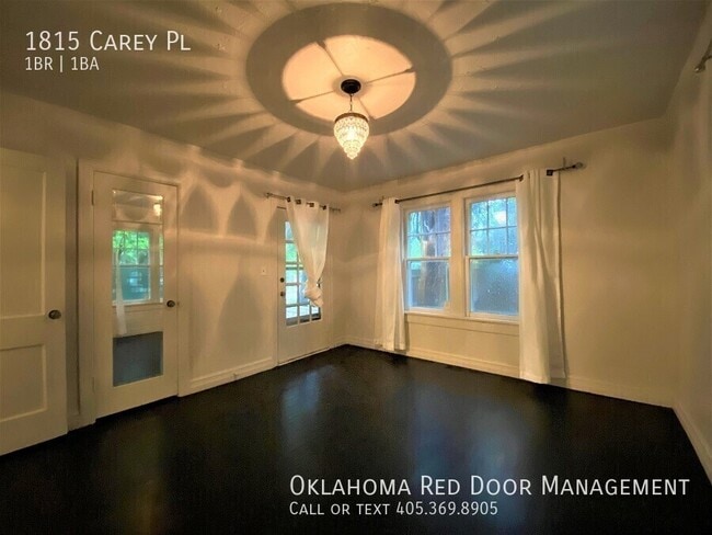 Photo - 1815 Carey Pl