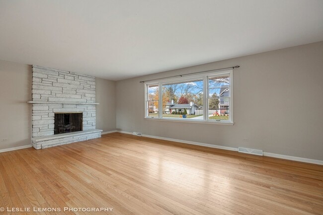 Photo - 320 Elmwood Dr