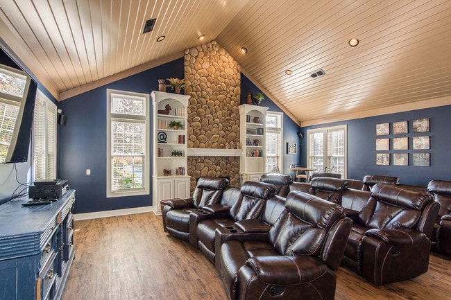 Media Room - The Pines at Tuttle Crossing Rental