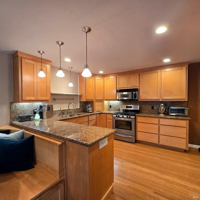 Photo - 480 Meadowview Dr
