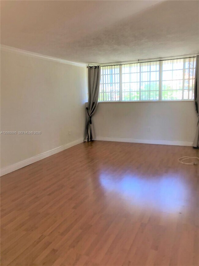 300 Madeira Ave Unit 303