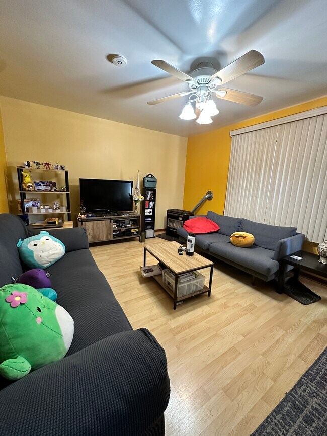 Photo - 2421 W Palmer St Apartments Unit 1